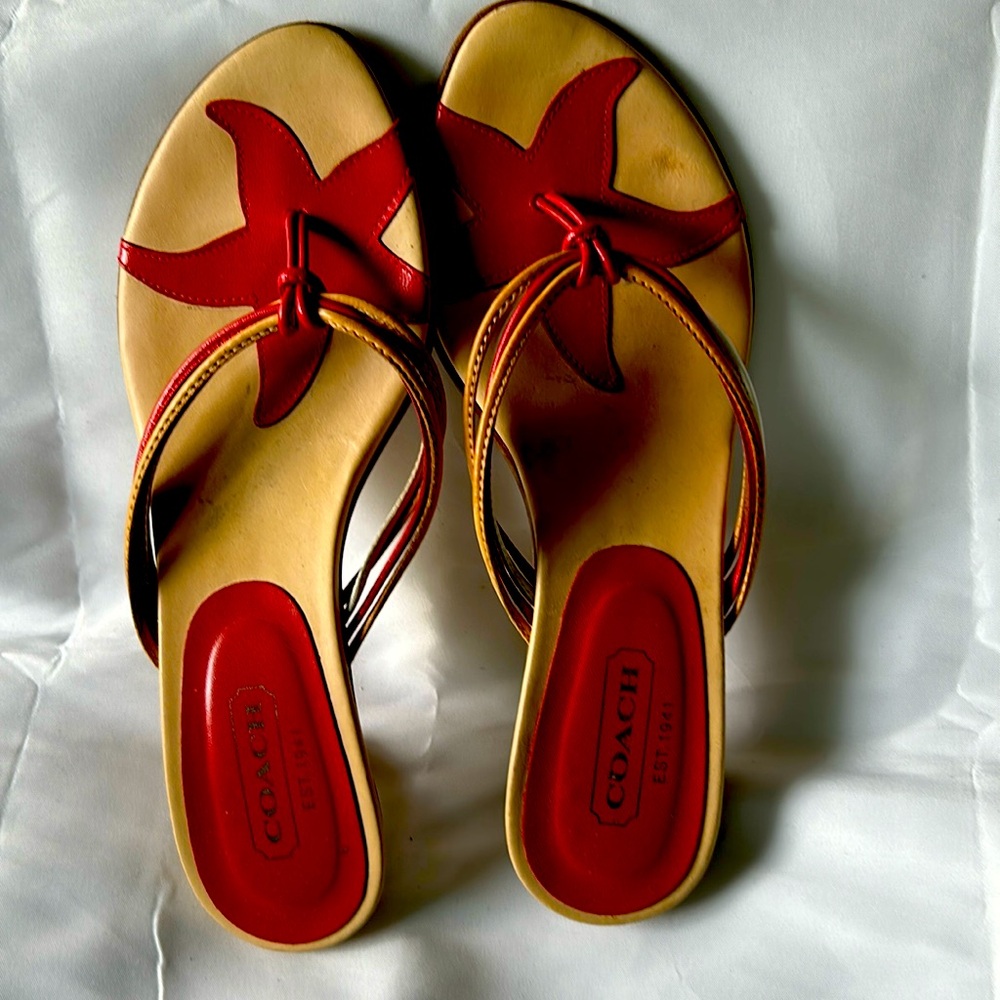 COACH Tan & Red Sandals Sz 7B